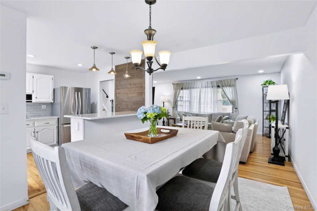 11 Crestwood Drive, Suffern, NY 10901 - Photo 9 of 50