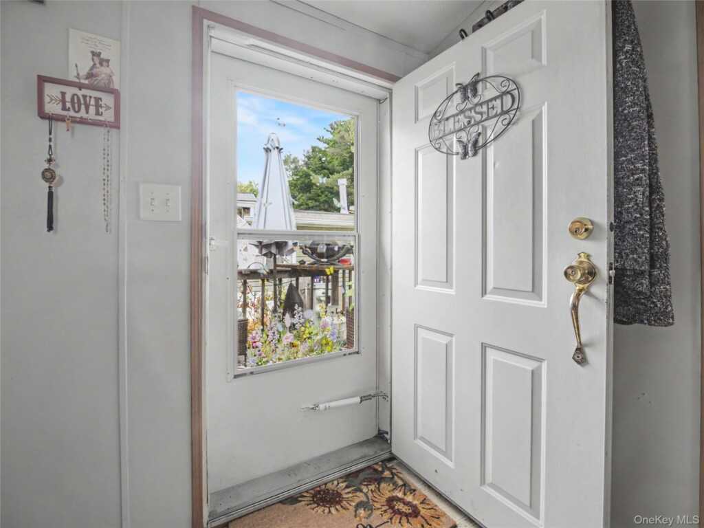 6 Hopf, Nanuet, NY 10954 - Photo 11 of 35