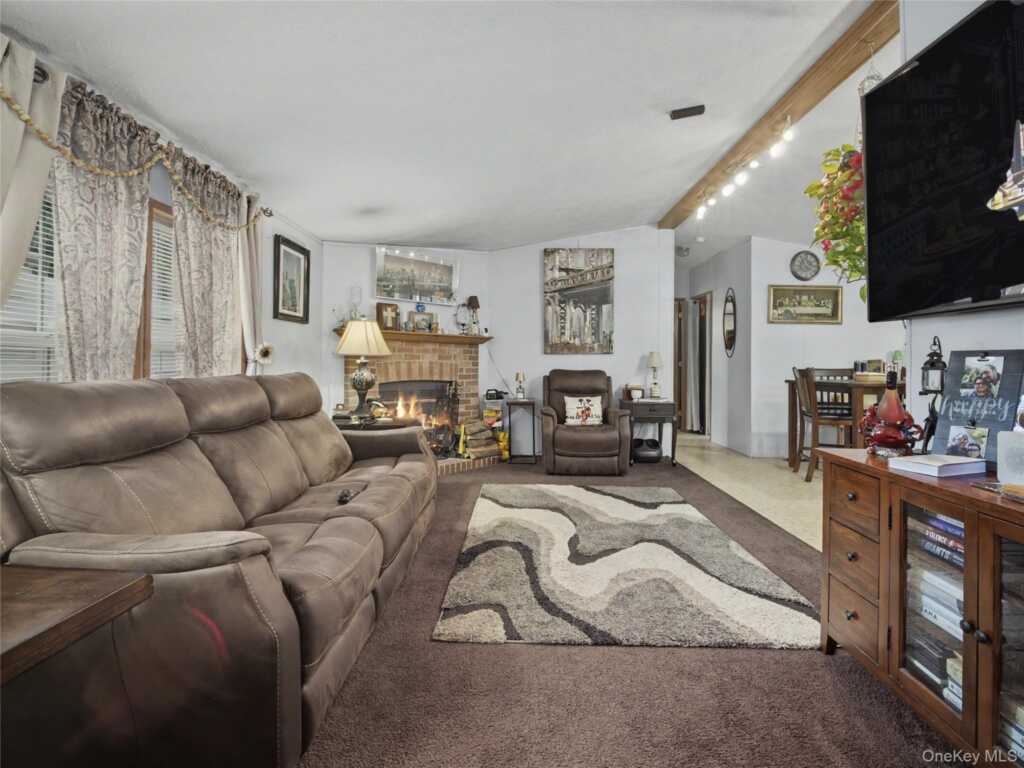 6 Hopf, Nanuet, NY 10954 - Photo 13 of 35