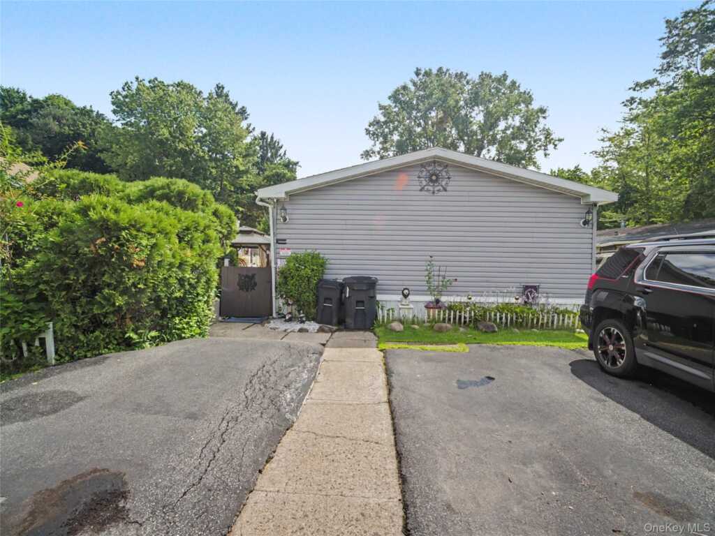 6 Hopf, Nanuet, NY 10954 - Photo 33 of 35