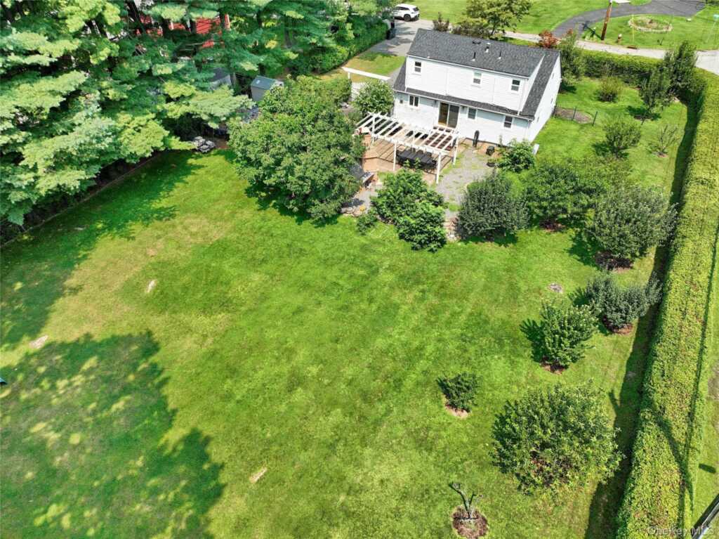 1 Stemmer Lane, Suffern, NY 10901 - Photo 2 of 26