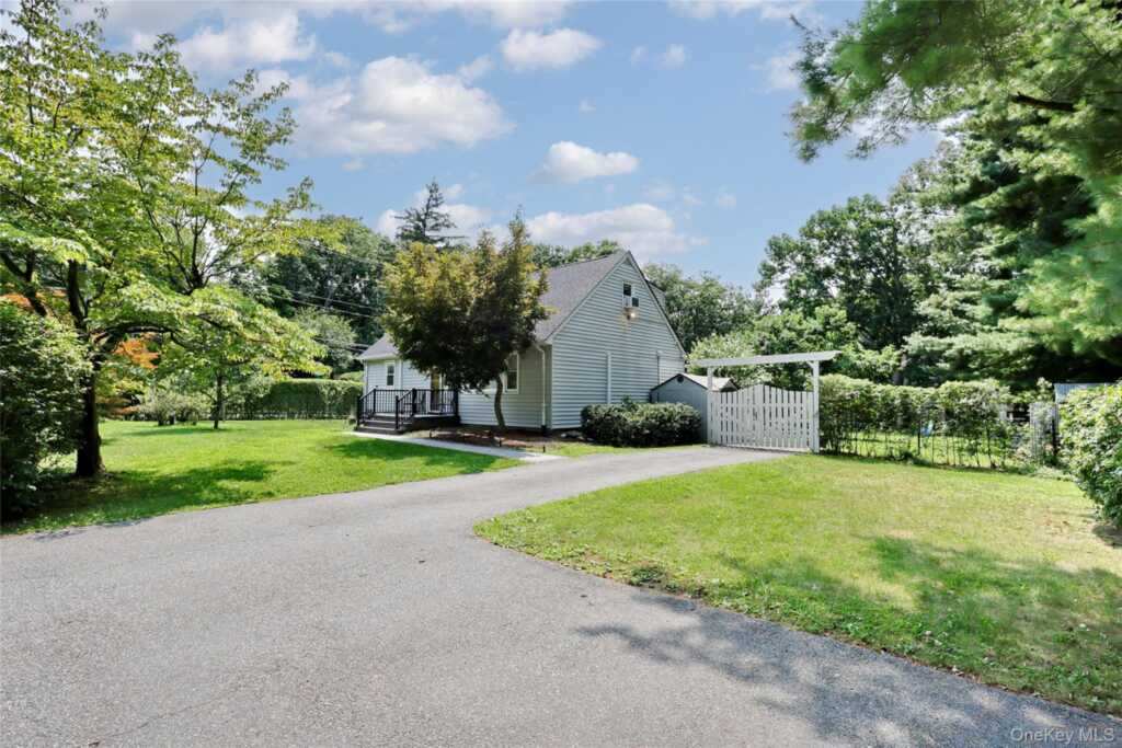 1 Stemmer Lane, Suffern, NY 10901 - Photo 22 of 26