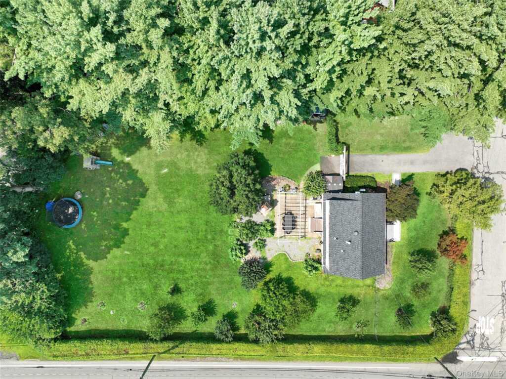 1 Stemmer Lane, Suffern, NY 10901 - Photo 4 of 26