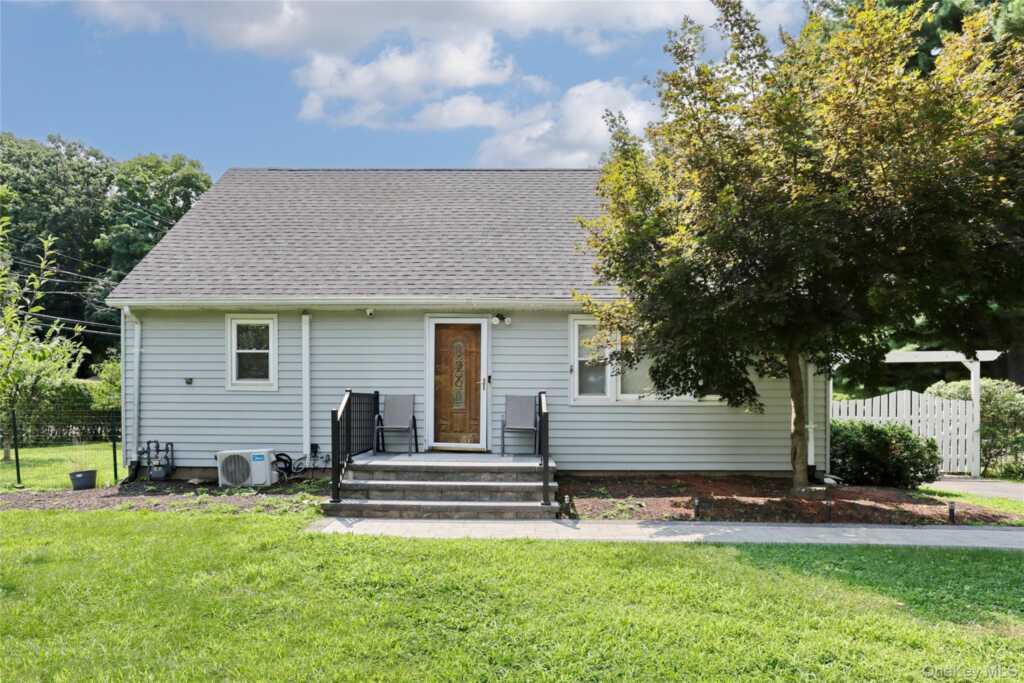 1 Stemmer Lane, Suffern, NY 10901 - Photo 5 of 26