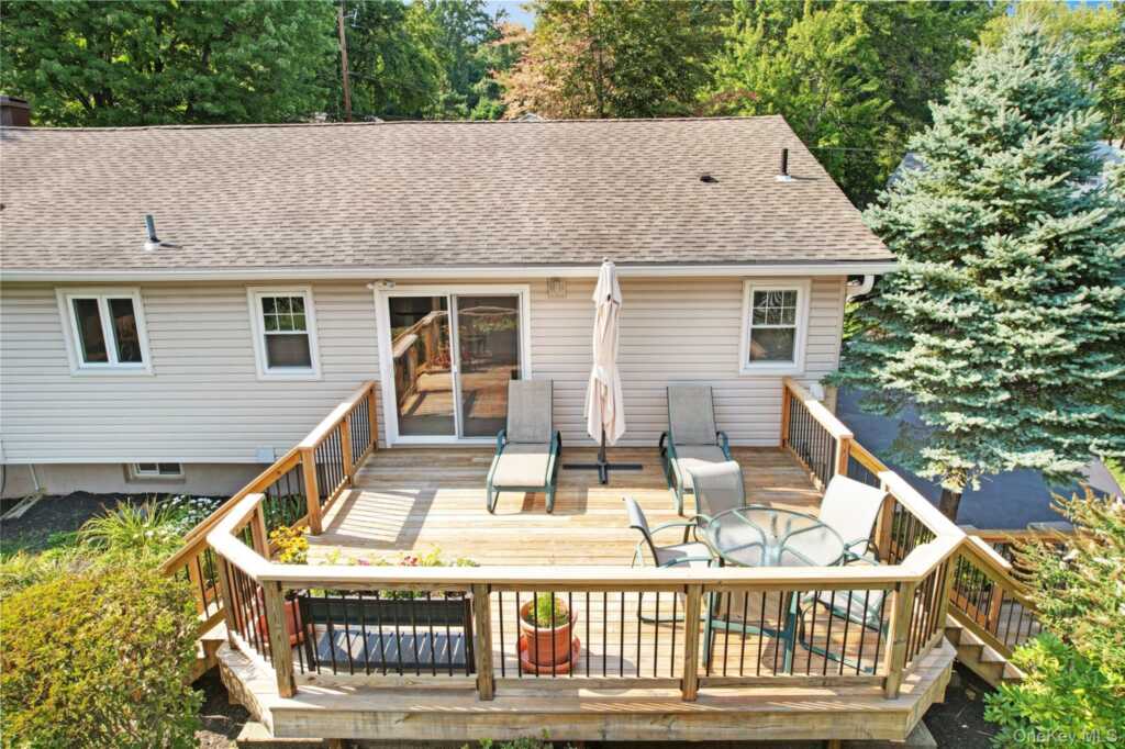 27 Eldor Avenue, New City, NY 10956 - Photo 41 of 46