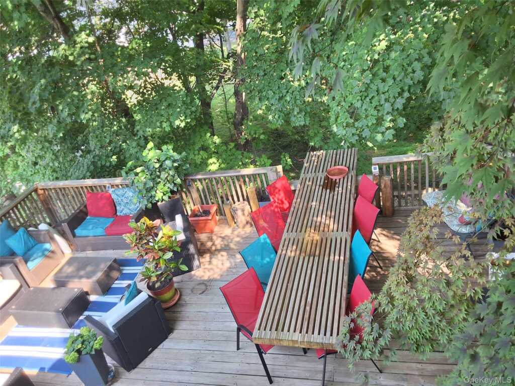 6 Strathmore Drive, New City, NY 10956 - Photo 24 of 31