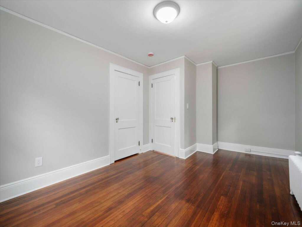 121 Clinton Avenue, Nyack, NY 10960 - Photo 17 of 20