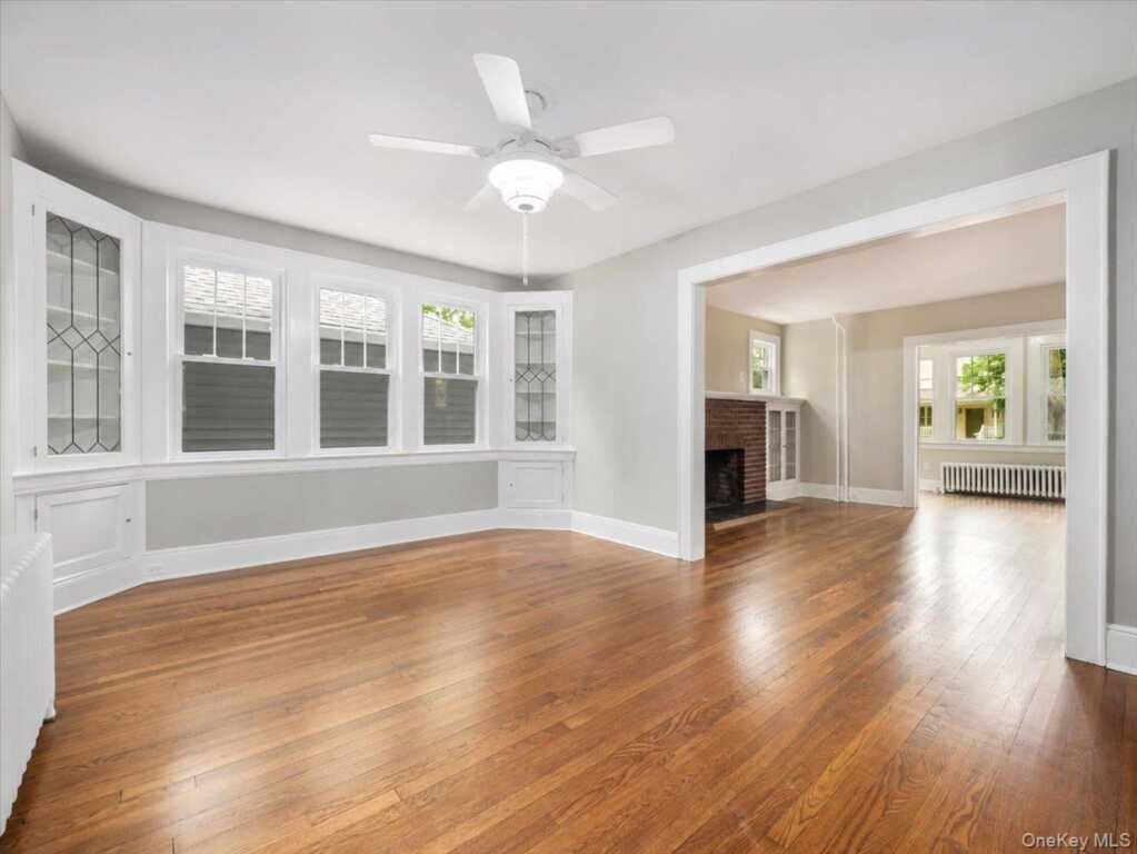 121 Clinton Avenue, Nyack, NY 10960 - Photo 7 of 20
