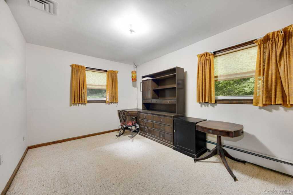 1007 Haverstraw Road, Suffern, NY 10901 - Photo 17 of 21