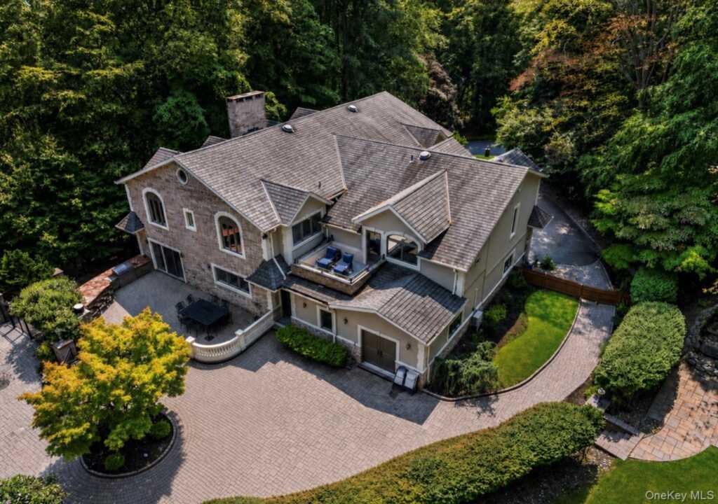 12 Rollingwood Drive, New City, NY 10956 - Photo 4 of 50