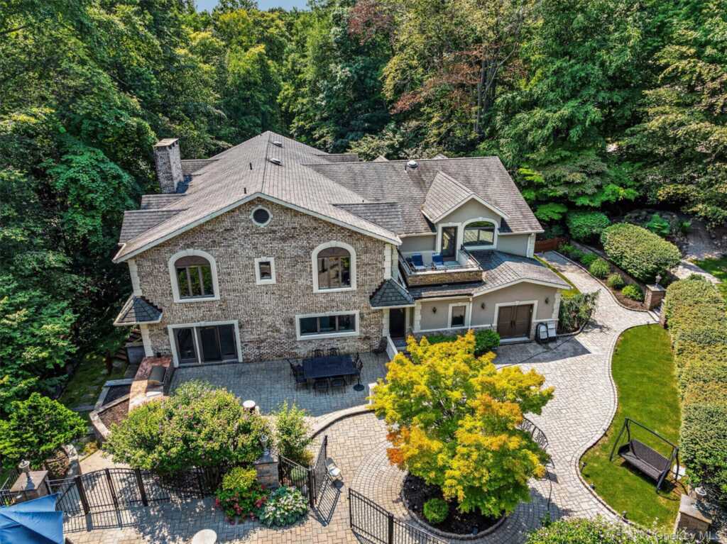 12 Rollingwood Drive, New City, NY 10956 - Photo 41 of 50