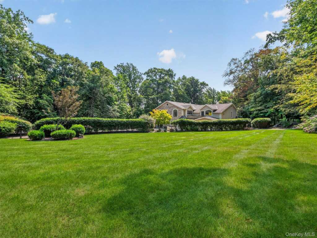 12 Rollingwood Drive, New City, NY 10956 - Photo 46 of 50