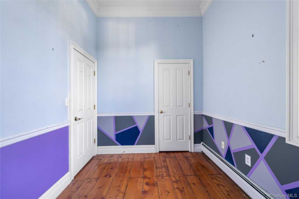 697 S Mountain Road, New City, NY 10956 - Photo 16 of 37
