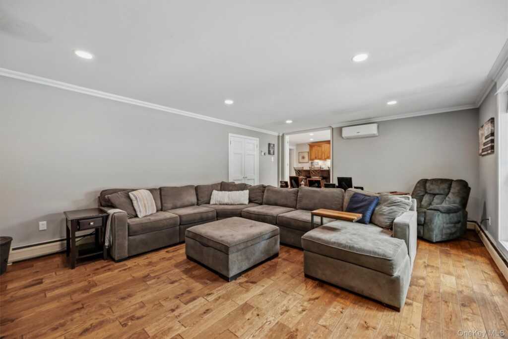 3 Kevin Drive, Suffern, NY 10901 - Photo 24 of 49