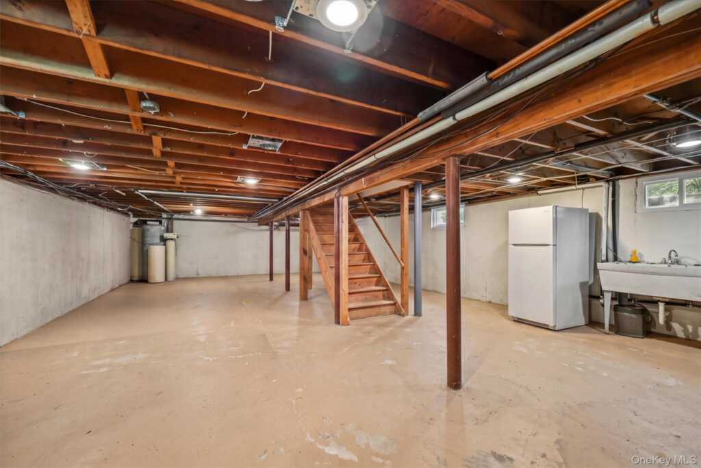 3 Kevin Drive, Suffern, NY 10901 - Photo 45 of 49