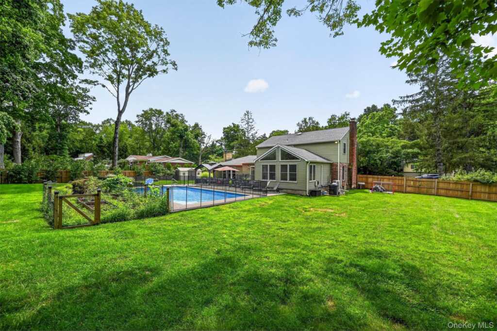 3 Kevin Drive, Suffern, NY 10901 - Photo 8 of 49
