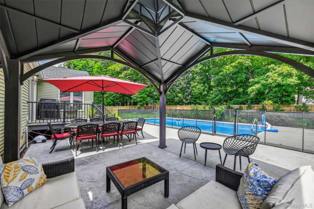 3 Kevin Drive, Suffern, NY 10901 - Photo 9 of 49