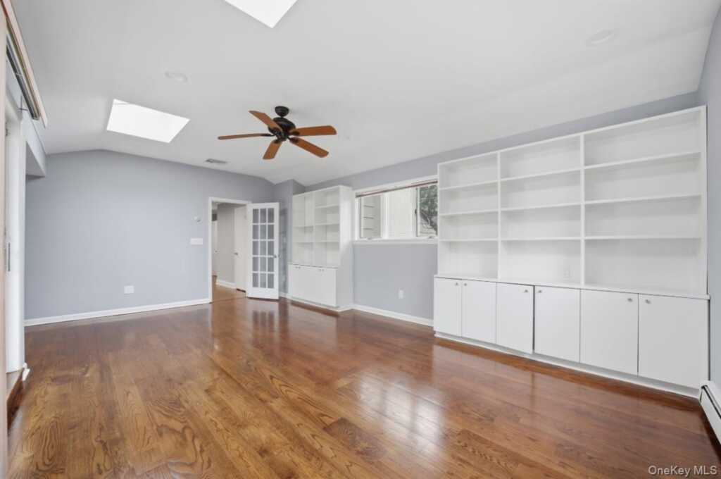 87 Woodlawn Avenue, New Rochelle, NY 10804 - Photo 16 of 36