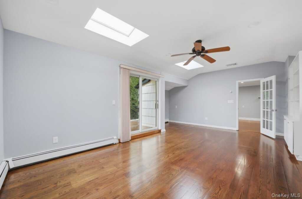 87 Woodlawn Avenue, New Rochelle, NY 10804 - Photo 17 of 36