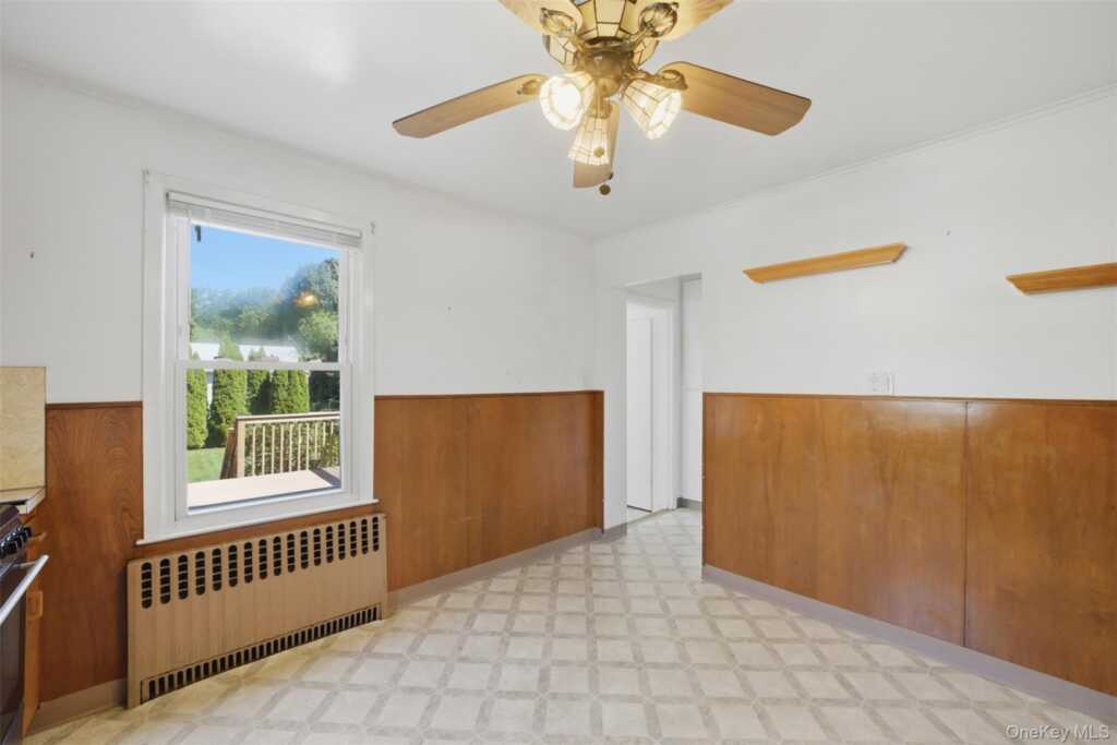 315 Sickles Avenue, New Rochelle, NY 10801 - Photo 18 of 39