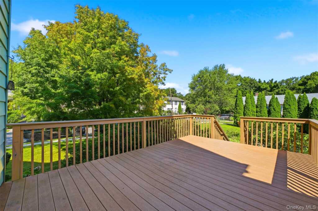 315 Sickles Avenue, New Rochelle, NY 10801 - Photo 30 of 39