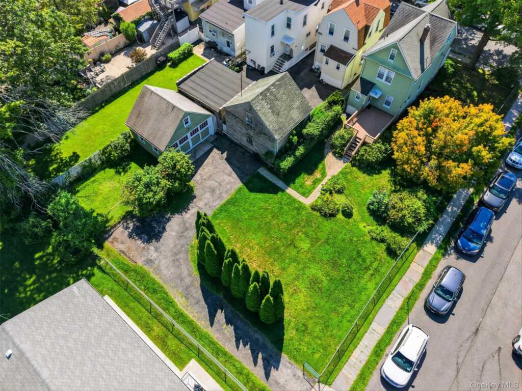 315 Sickles Avenue, New Rochelle, NY 10801 - Photo 32 of 39