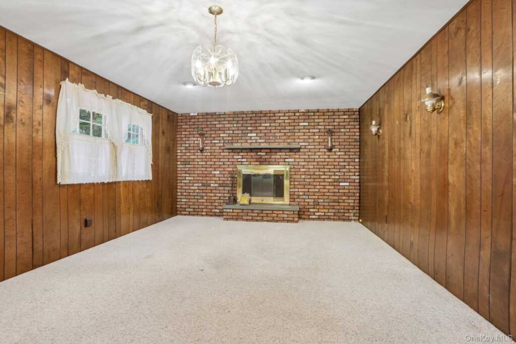 1 Marion Court, New City, NY 10956 - Photo 16 of 44