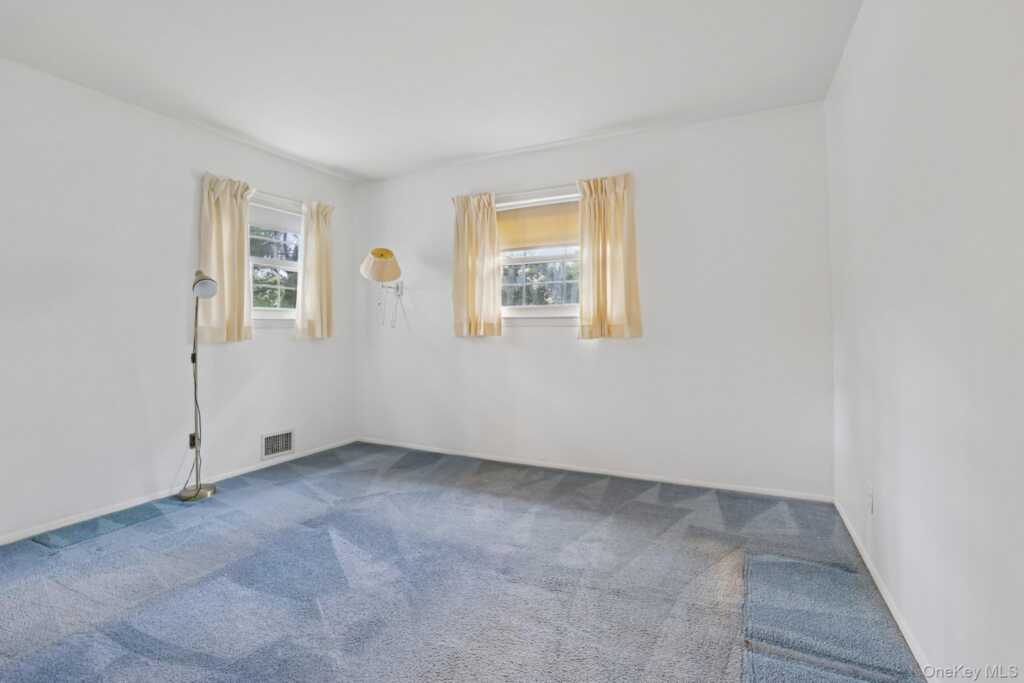 1 Marion Court, New City, NY 10956 - Photo 18 of 44