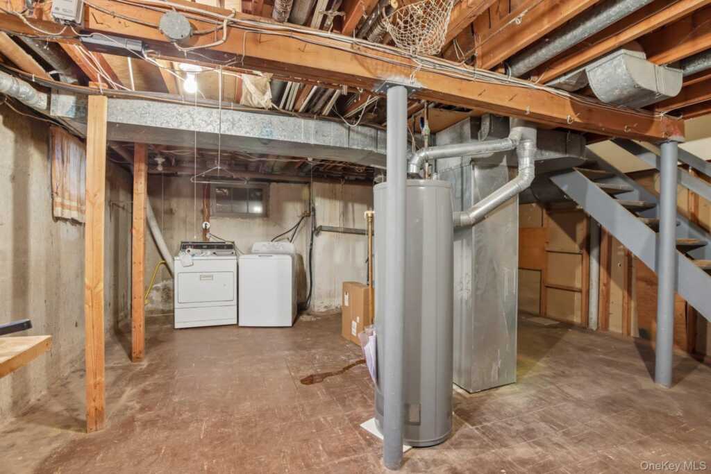 1 Marion Court, New City, NY 10956 - Photo 31 of 44
