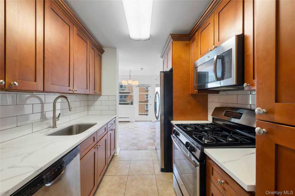 101 Gedney Street, Unit #2P, Nyack, NY 10960 - Photo 5 of 10