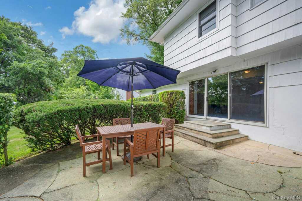 67 Malvern Lane, New Rochelle, NY 10583 - Photo 24 of 30