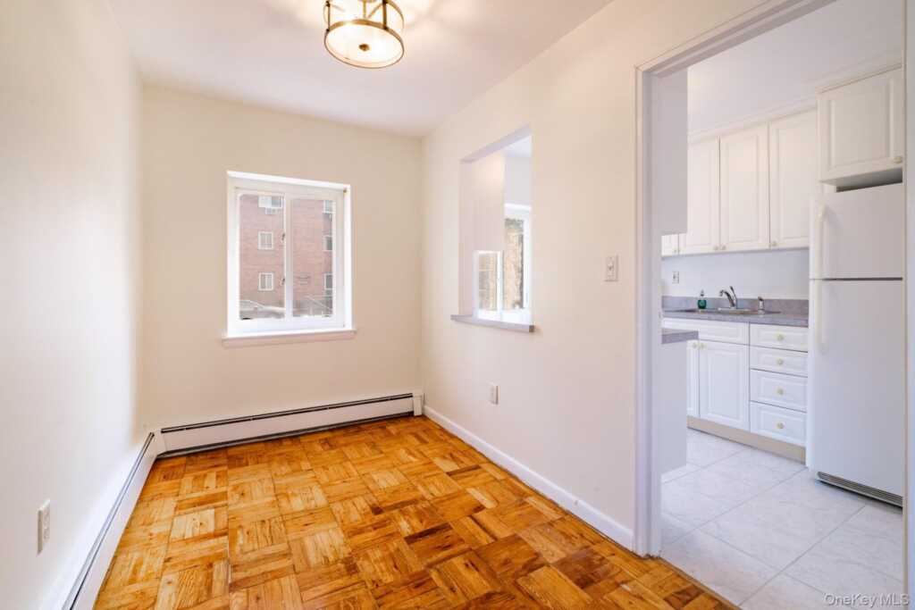 838 Pelhamdale Avenue, Unit #1I, New Rochelle, NY 10801 - Photo 6 of 17