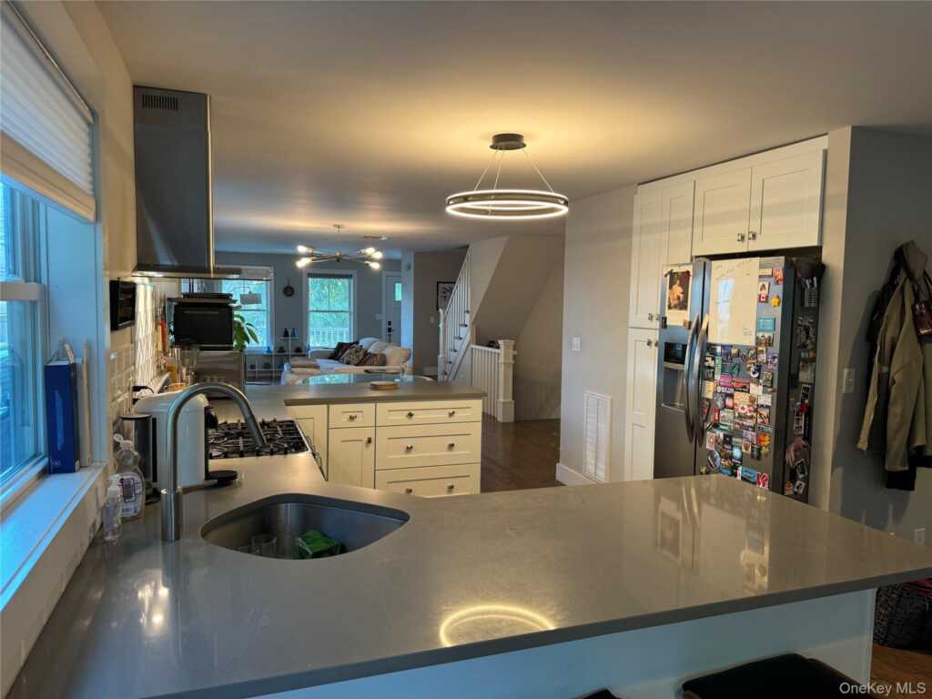 282 High Avenue, Nyack, NY 10960 - Photo 4 of 22