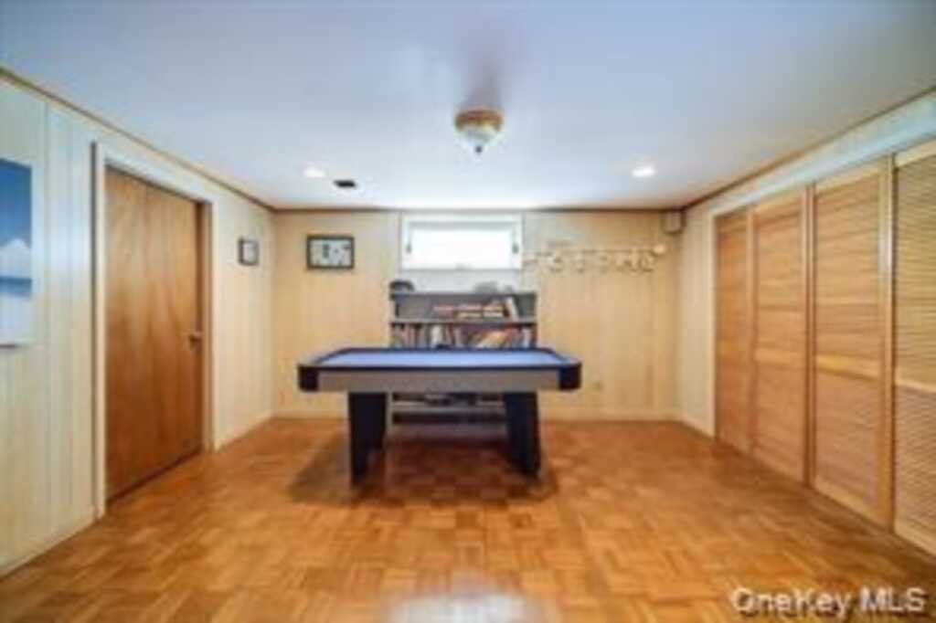 10 Evergreen Court, Suffern, NY 10901 - Photo 25 of 31