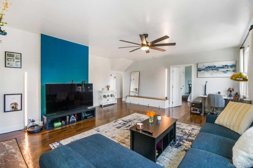 1 Bayview Avenue, New Rochelle, NY 10801 - Photo 11 of 50
