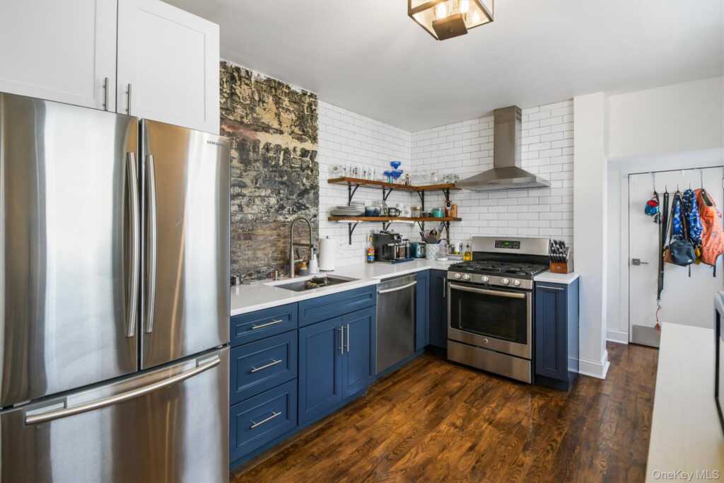 1 Bayview Avenue, New Rochelle, NY 10801 - Photo 13 of 50