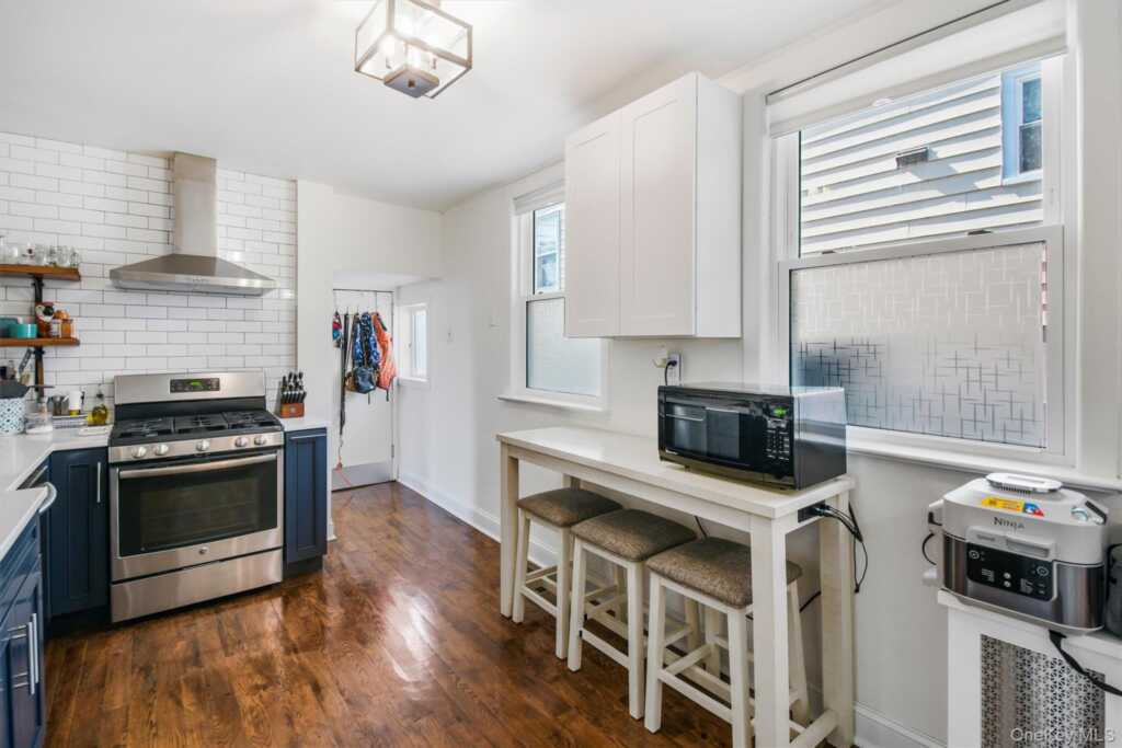 1 Bayview Avenue, New Rochelle, NY 10801 - Photo 14 of 50