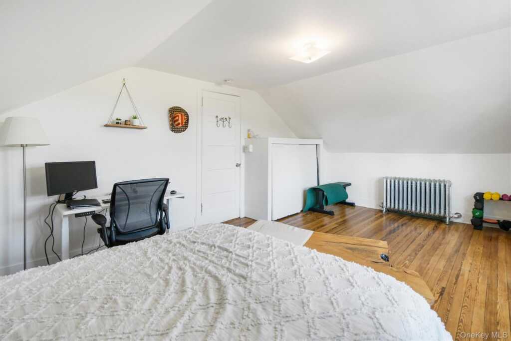 1 Bayview Avenue, New Rochelle, NY 10801 - Photo 43 of 50