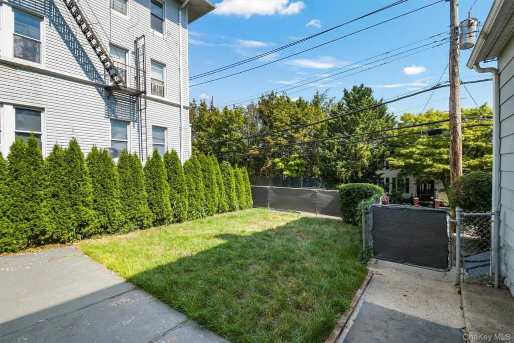 1 Bayview Avenue, New Rochelle, NY 10801 - Photo 48 of 50
