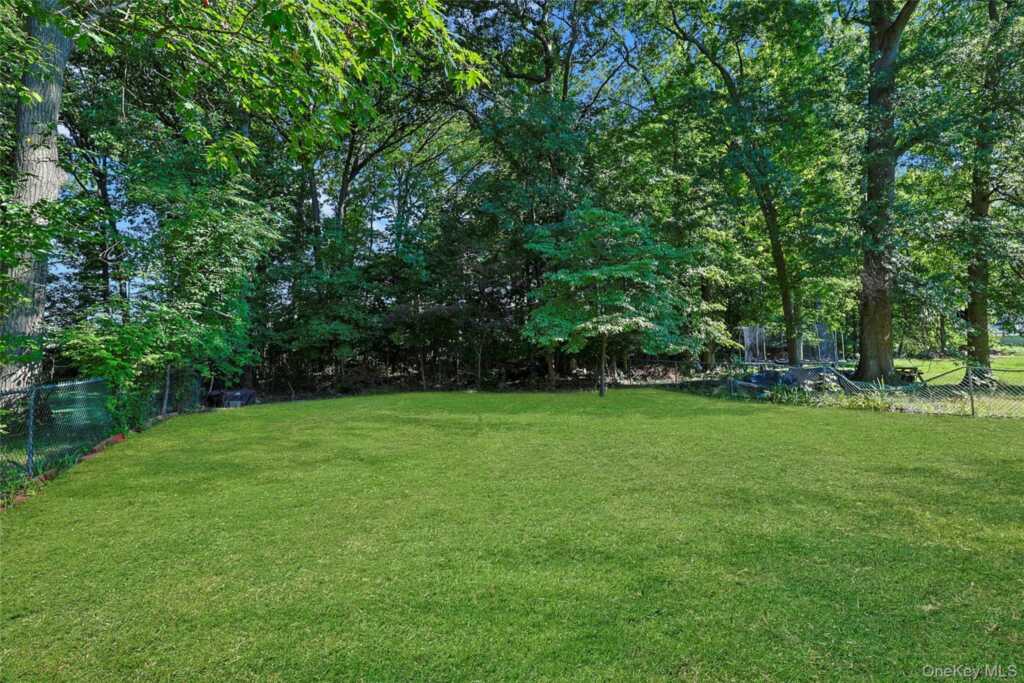 132 Church Street, Nanuet, NY 10954 - Photo 19 of 26
