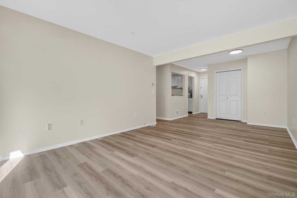 10-12 Chestnut Street, Unit #A202, Suffern, NY 10901 - Photo 16 of 30