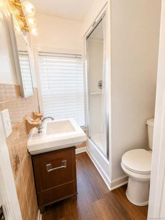 511 Locust Avenue, Rye, NY 10573 - Photo 6 of 7