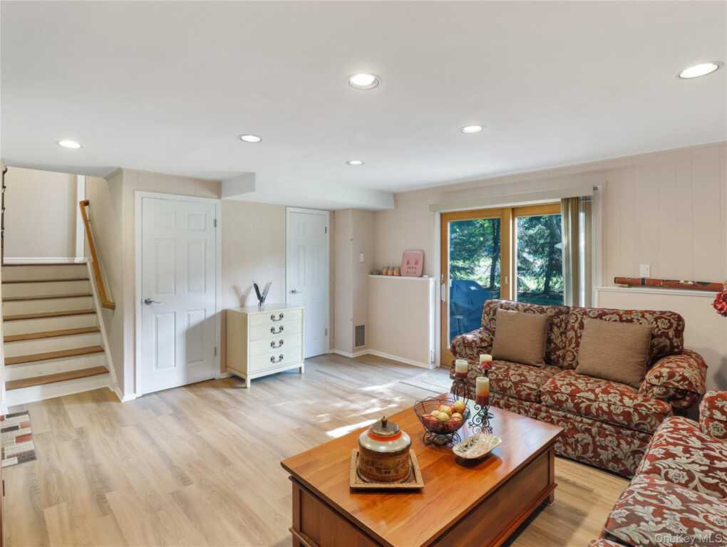 48 Eberling Drive, New City, NY 10956 - Photo 22 of 34
