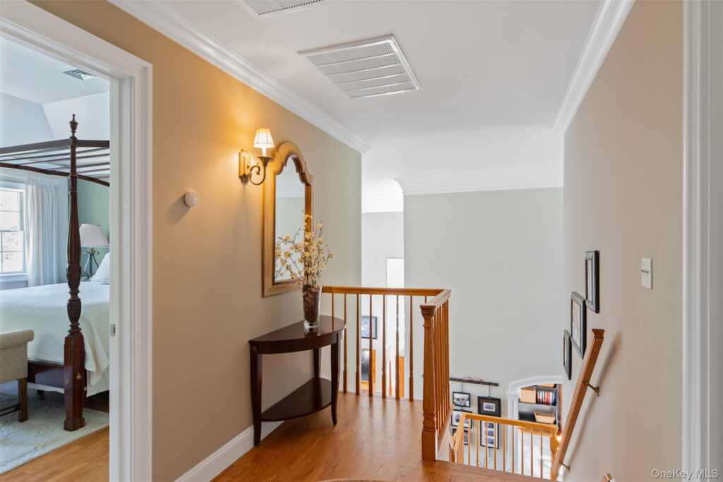 182 Elizabeth Street, Pearl River, NY 10965 - Photo 26 of 38