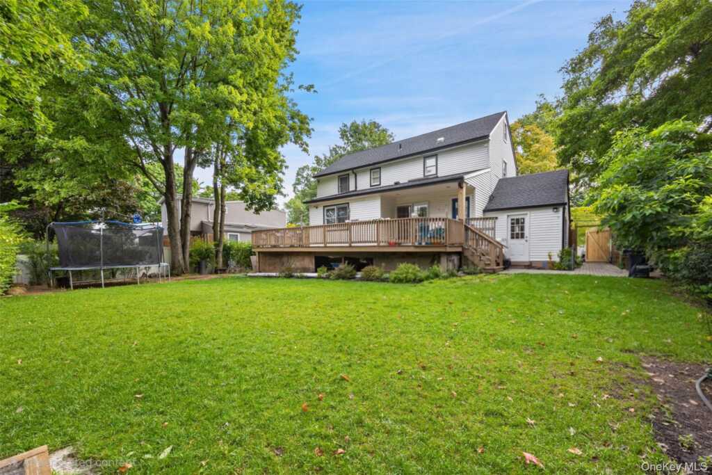 35 Grandview Avenue, Nanuet, NY 10954 - Photo 36 of 38