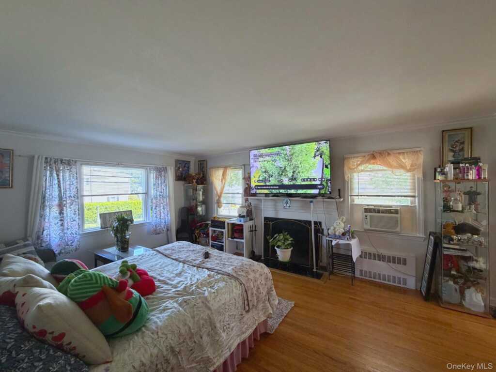 286 Eastchester Road, New Rochelle, NY 10801 - Photo 10 of 21