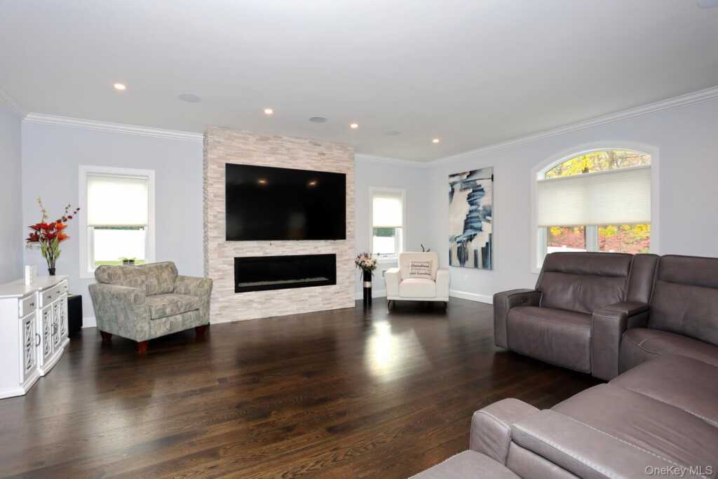 75 Campbell Avenue, Suffern, NY 10901 - Photo 12 of 50