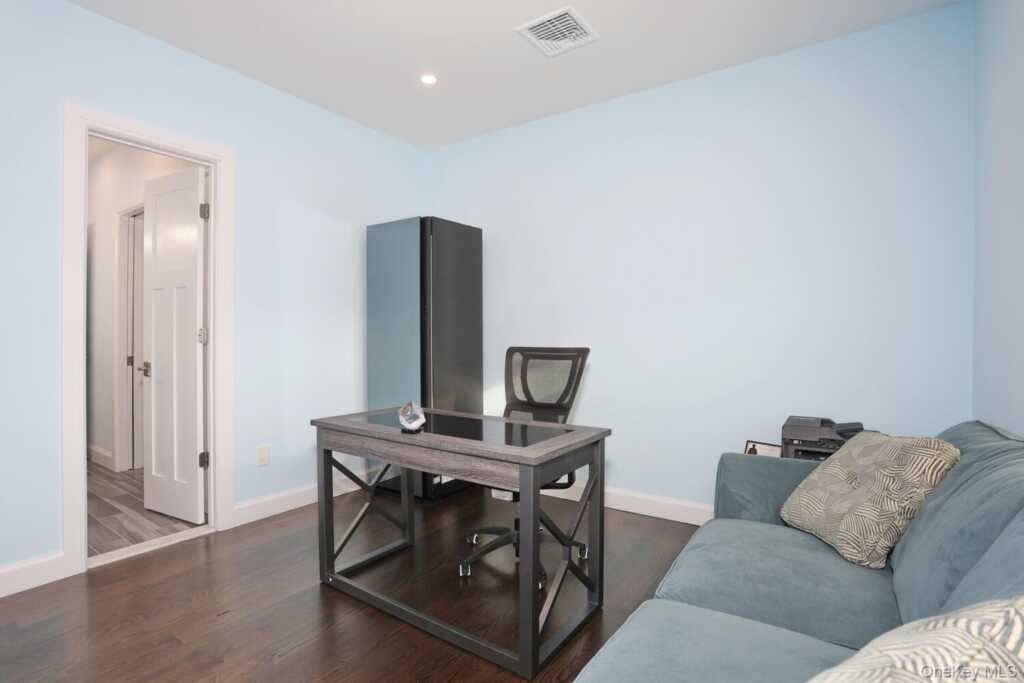 75 Campbell Avenue, Suffern, NY 10901 - Photo 33 of 50