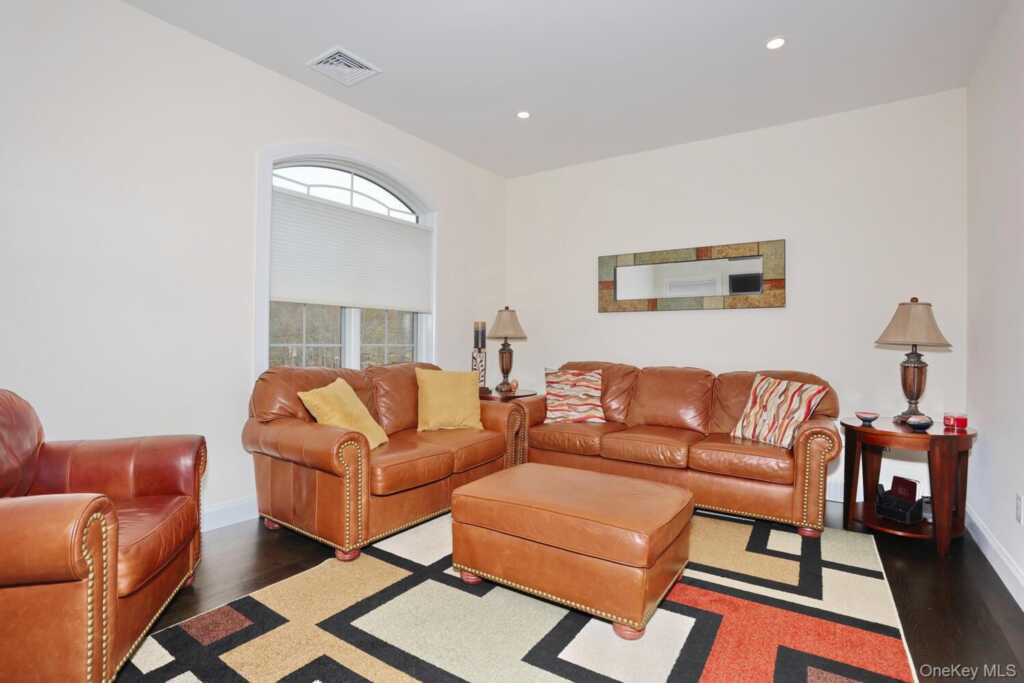 75 Campbell Avenue, Suffern, NY 10901 - Photo 34 of 50