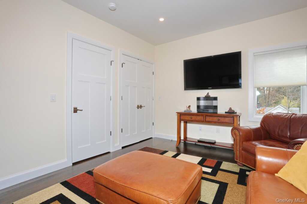 75 Campbell Avenue, Suffern, NY 10901 - Photo 36 of 50